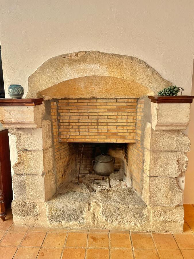 Mas La Ginesta - Ideal Per Families Amb Infants Borrassá Εξωτερικό φωτογραφία